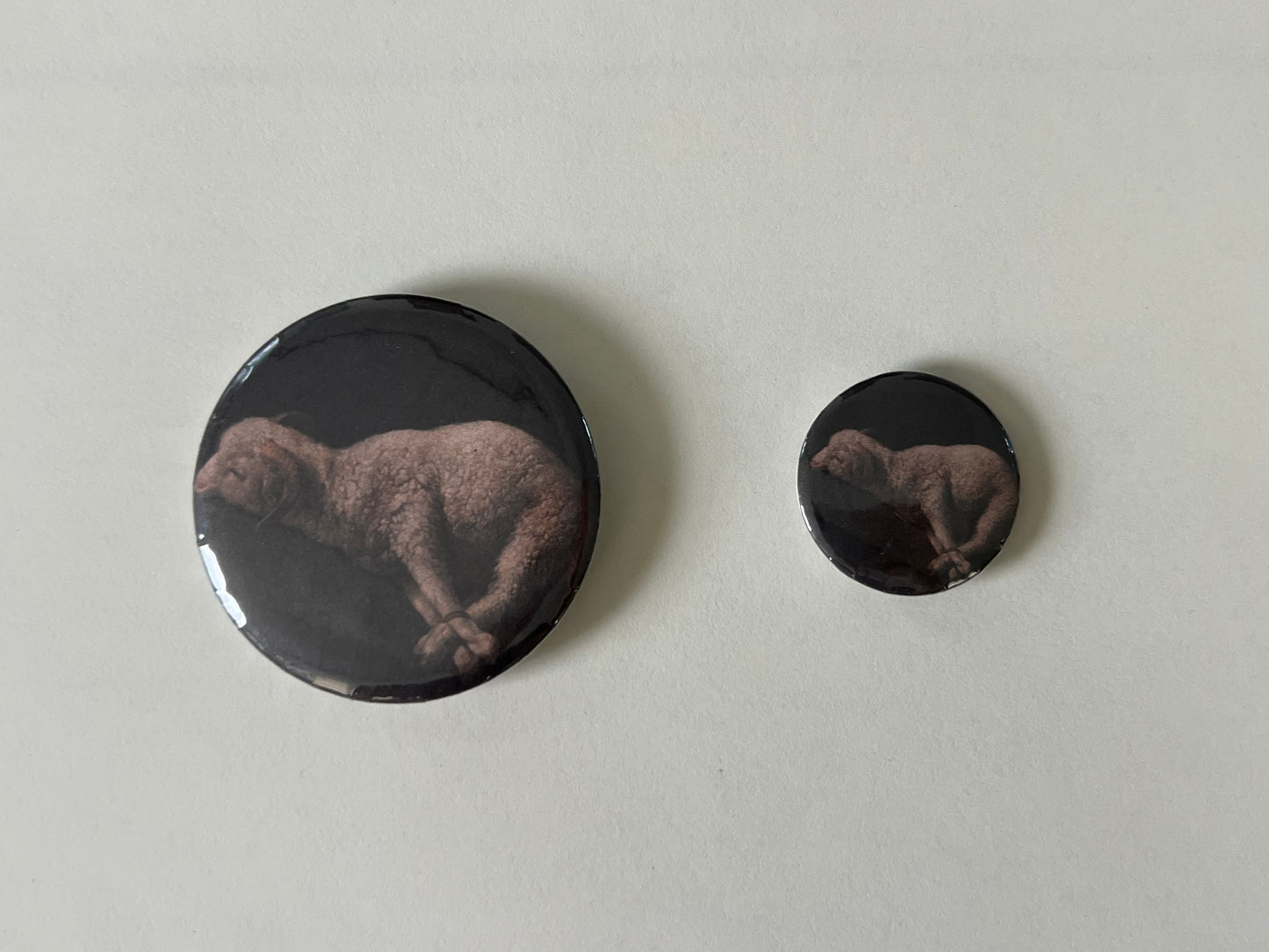 Agnus dei button